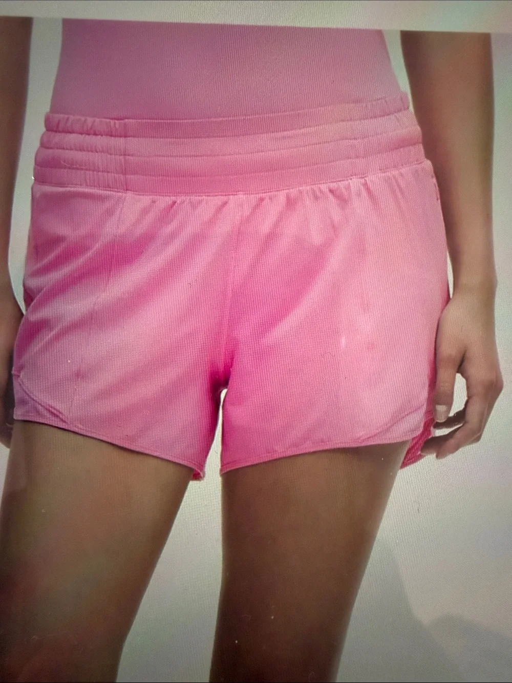 Lululemon hotty hot HR lined short 4” lined size 4